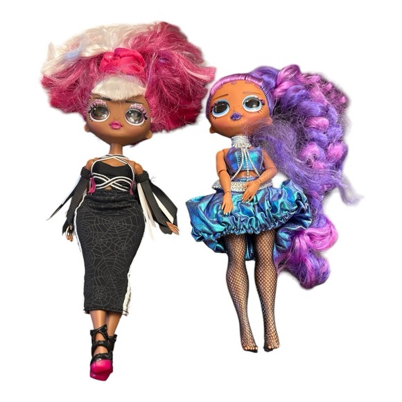 L.O.L. Surprise! Other - LOL Surprise OMG Fashion Dolls Lot of 2 MGA 2019 Goth & Glam Outfits Loose